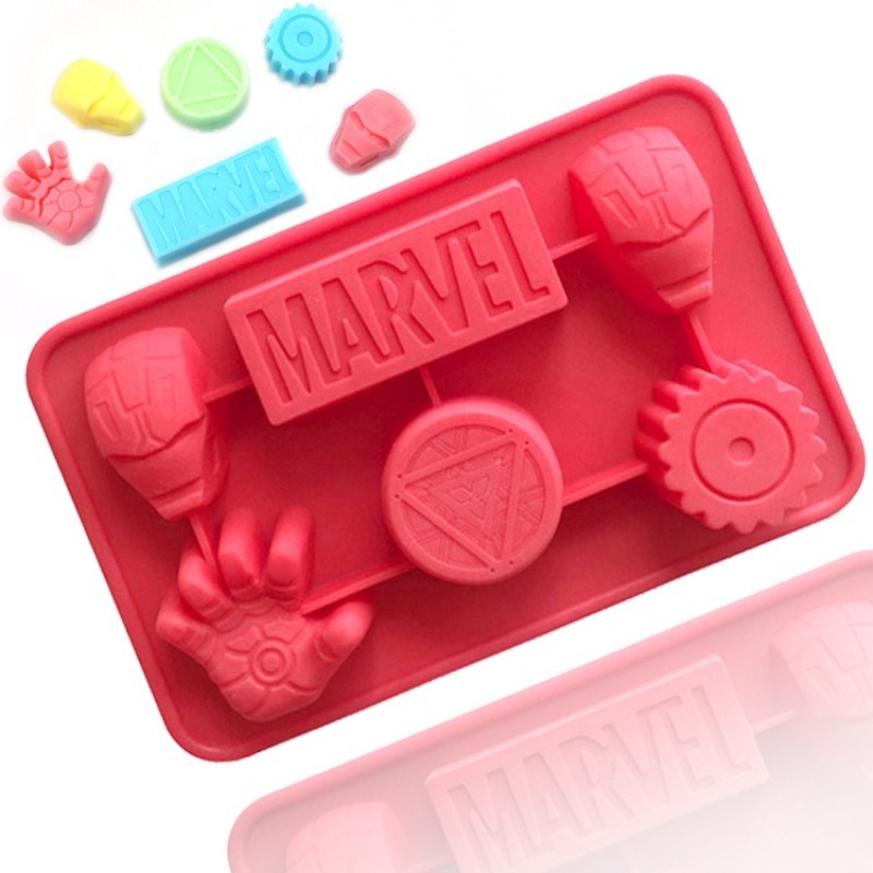 マーベルモールドアイアンマン漫画アニメ 3D シリコーン D - Junk Food Snacks のレビューと価格