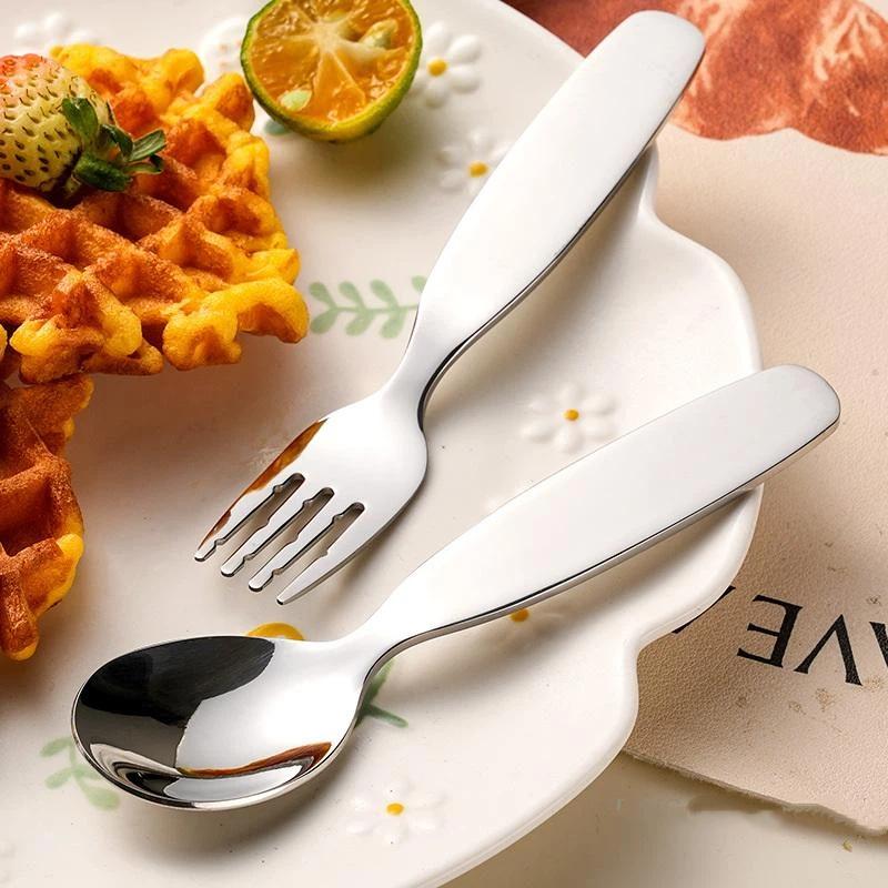子供用コンパクトステンレススプーン＆フォークセット、短いハン - Food And Snacks Ideas のレビューと価格
